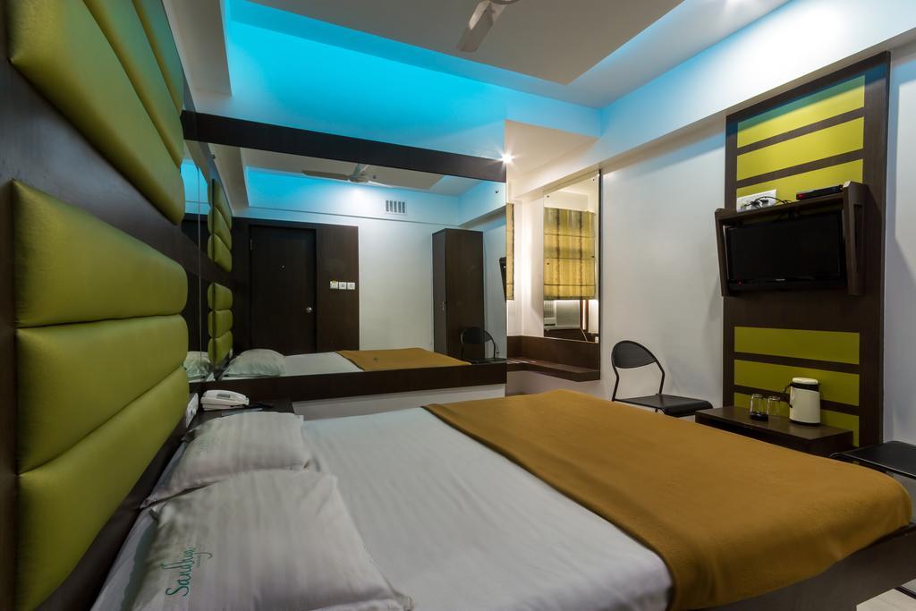 Sandhya Residency Bangalore Room photo