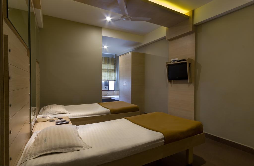 Sandhya Residency Bangalore Room photo