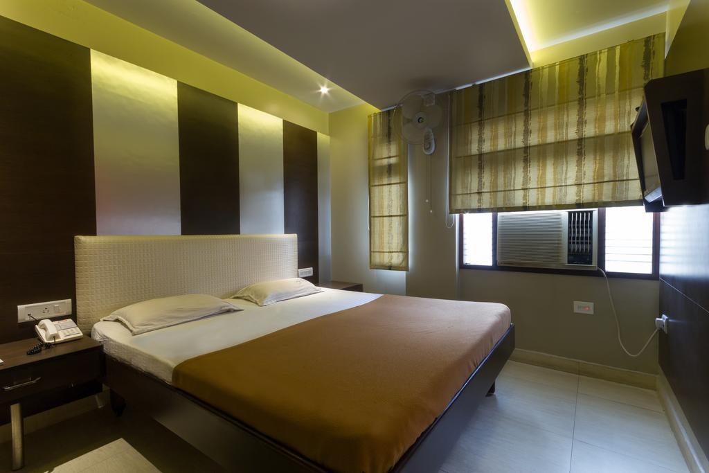 Sandhya Residency Bangalore Room photo